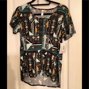 NWT Lularoe Classic T